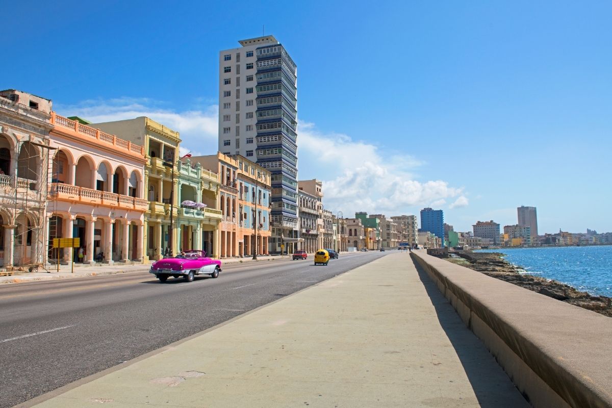 Ten Fun Facts About Havana’s Famous Malecon
