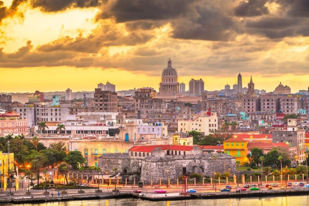 Americans Living And Retiring In Cuba - Havana Guide